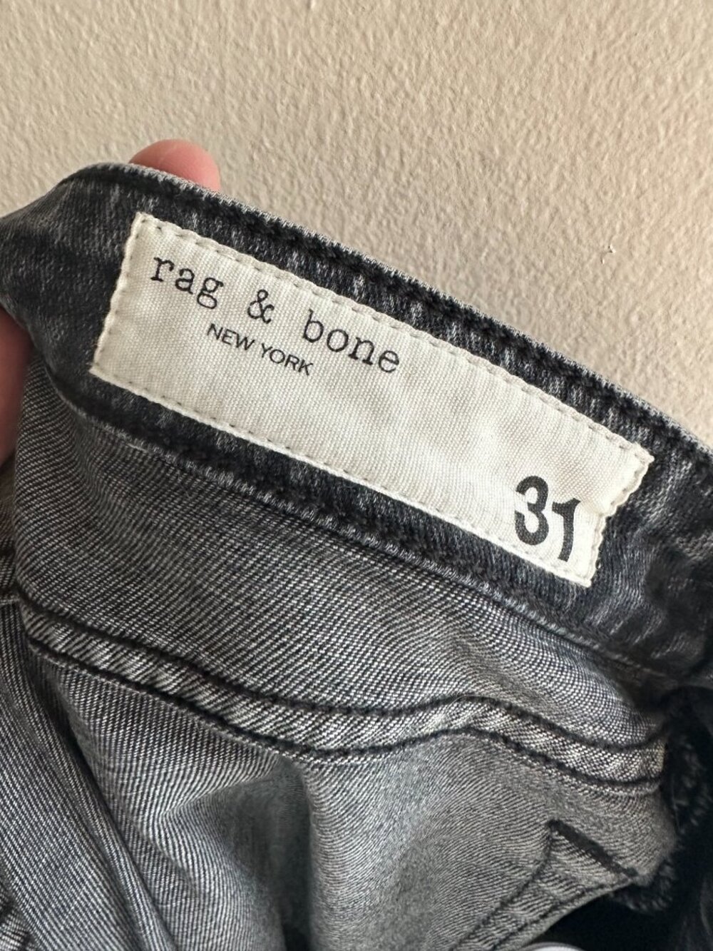 Women's Rag and Bone 'Dre' Boyfriend Jean - Low Rise - Washed Black Size 31 -EUC - Picture 2 of 7